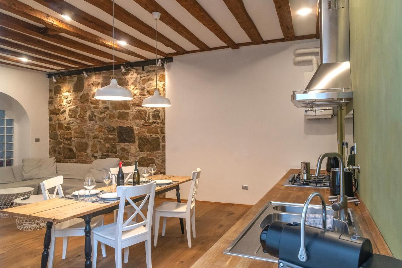 Casa Vacanze Hadithi, tra Le Rive e Piazza Unità Trieste Exterior foto