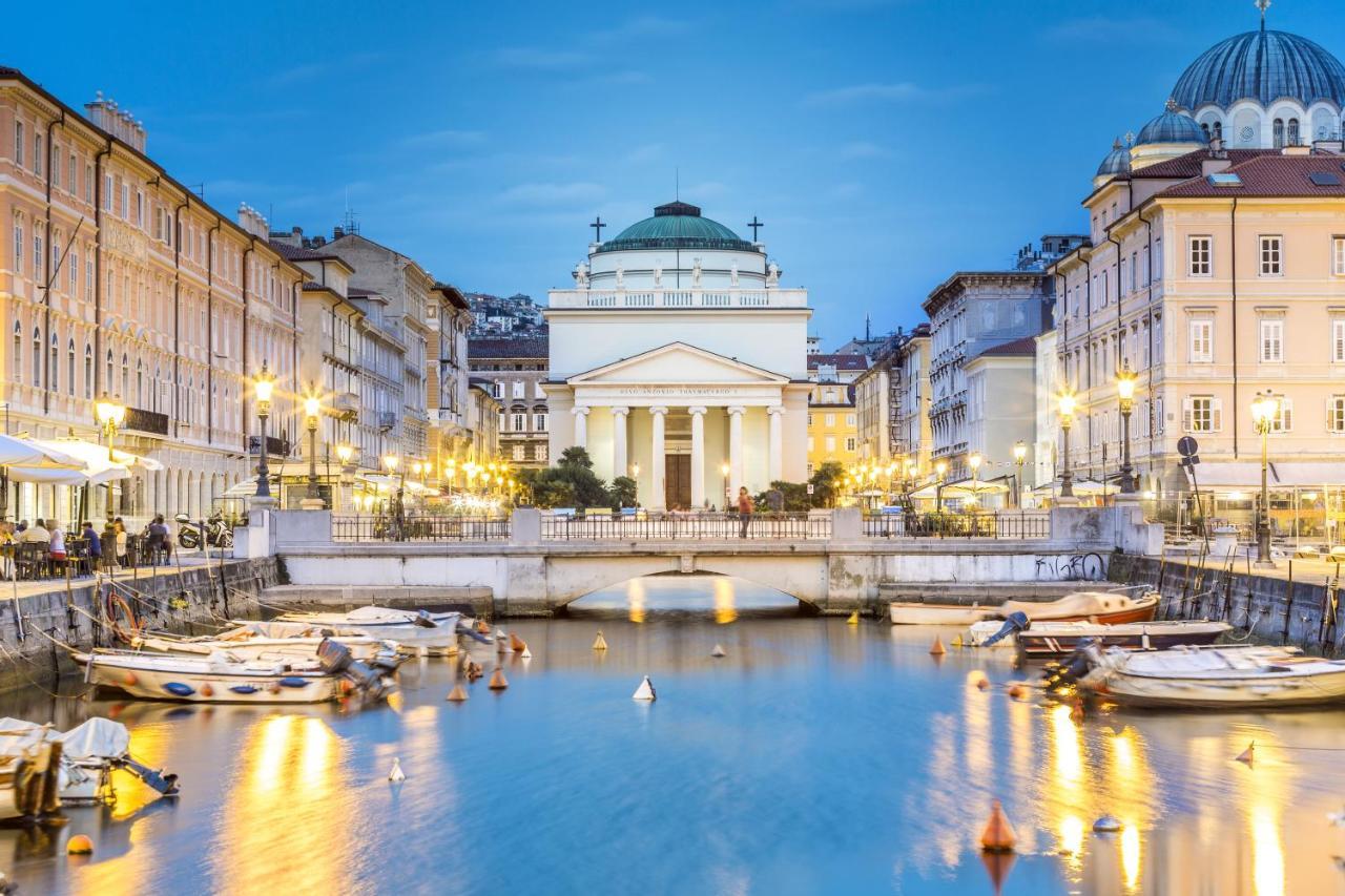Casa Vacanze Hadithi, tra Le Rive e Piazza Unità Trieste Exterior foto