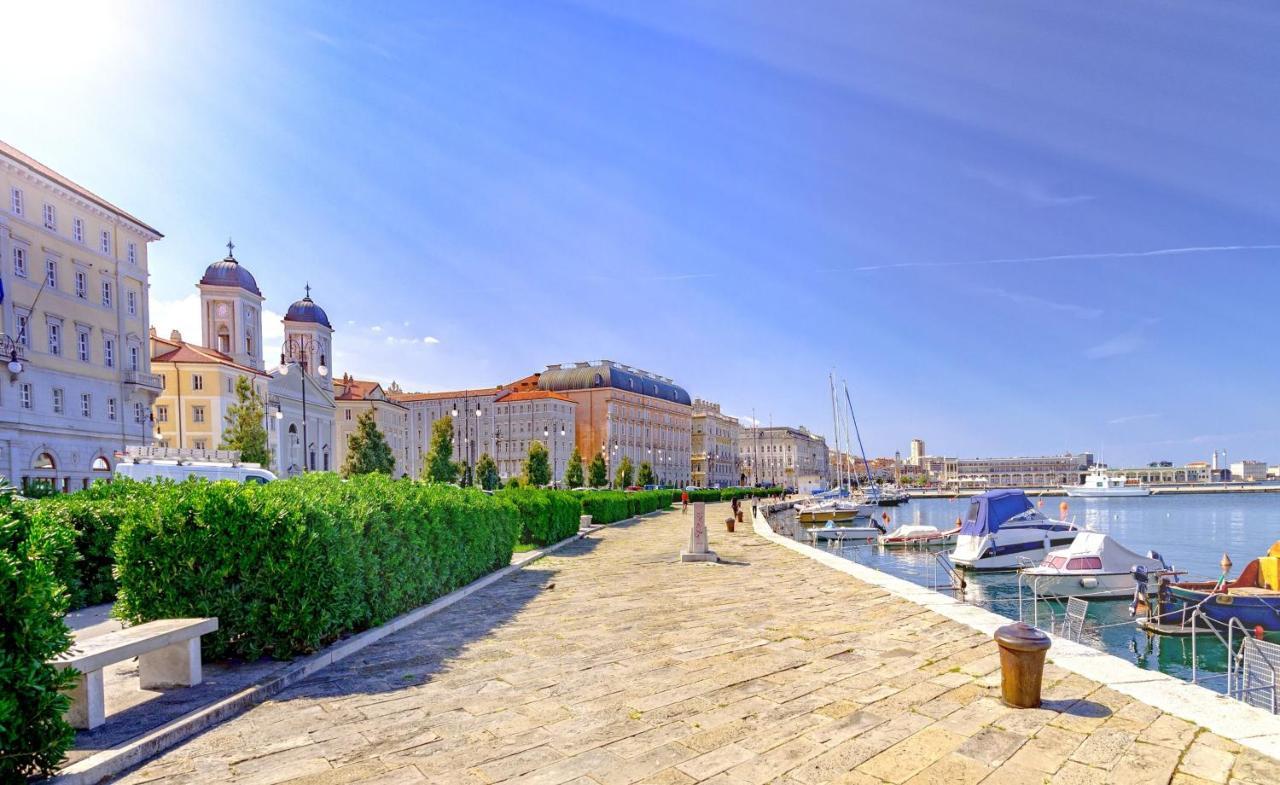Casa Vacanze Hadithi, tra Le Rive e Piazza Unità Trieste Exterior foto
